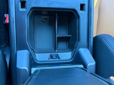 2024 Land Rover Defender X-Dynamic SE