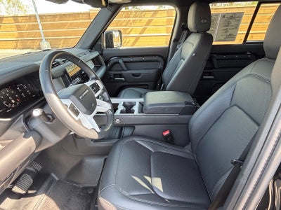 2025 Land Rover Defender S