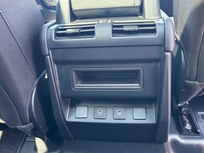 2025 Land Rover Defender S