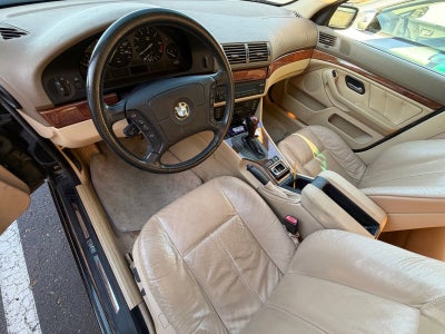 1997 BMW 5 Series 528iA