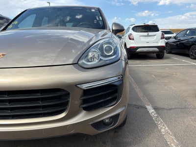 2016 Porsche Cayenne Base