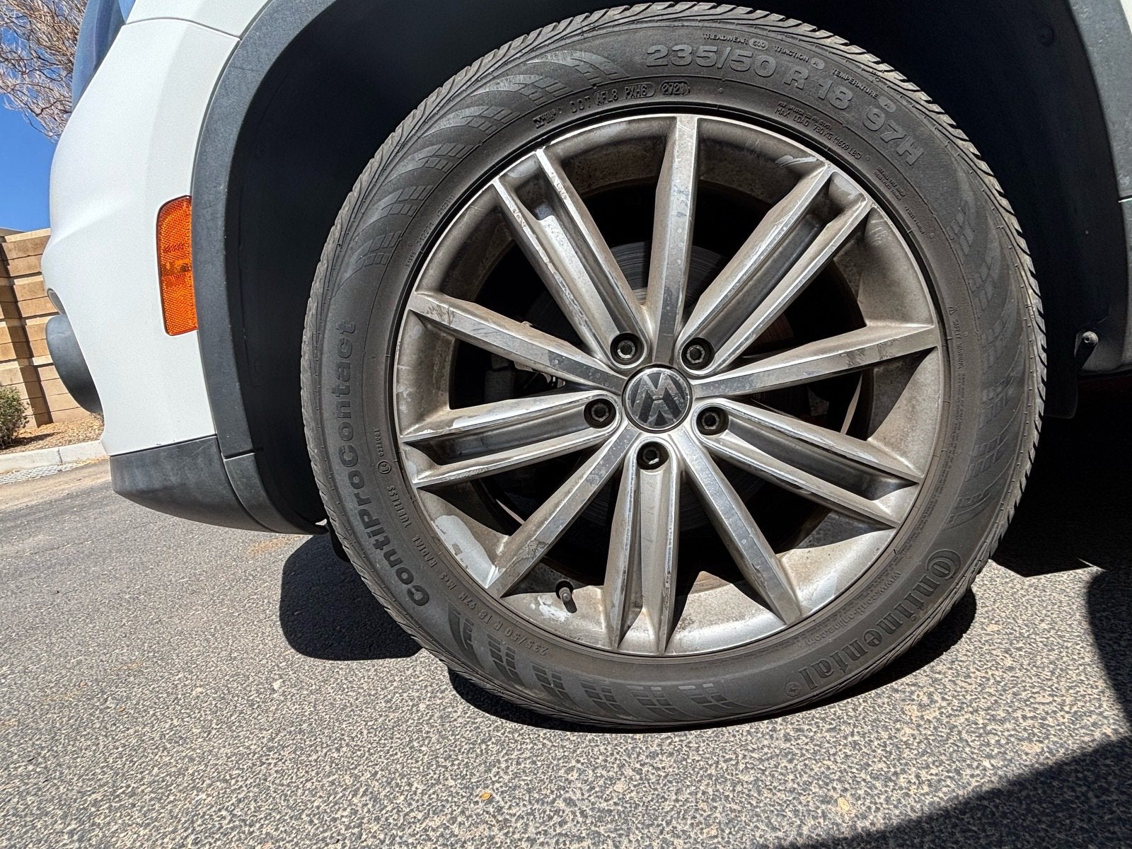 2012 Volkswagen Tiguan LE