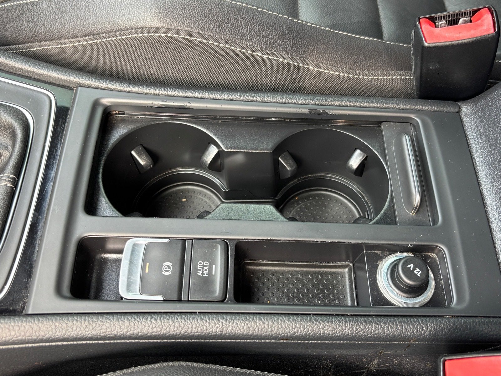 2017 Volkswagen Golf R DCC & Navigation 4Motion