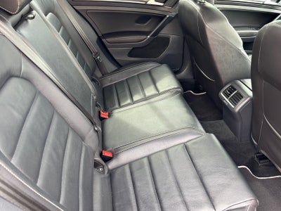 2017 Volkswagen Golf R DCC & Navigation 4Motion