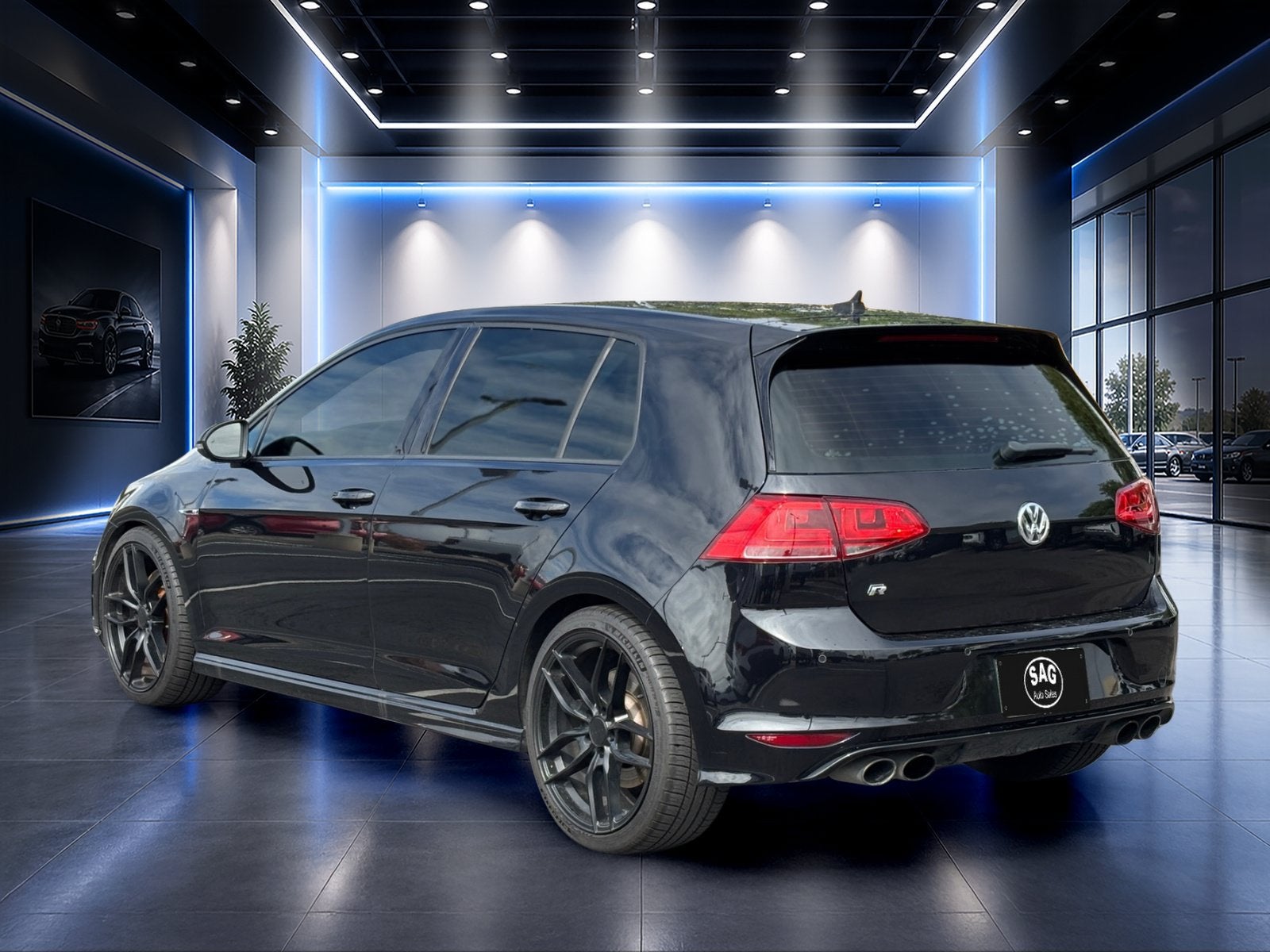 2017 Volkswagen Golf R DCC & Navigation 4Motion